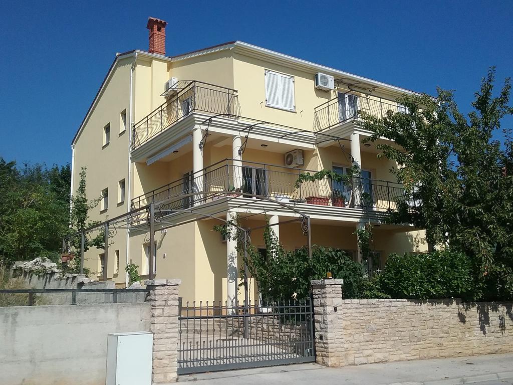 Majoran Apartment Pula