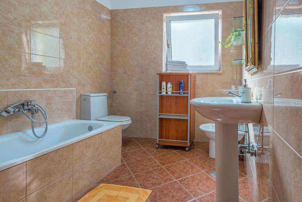Apartment Majoran